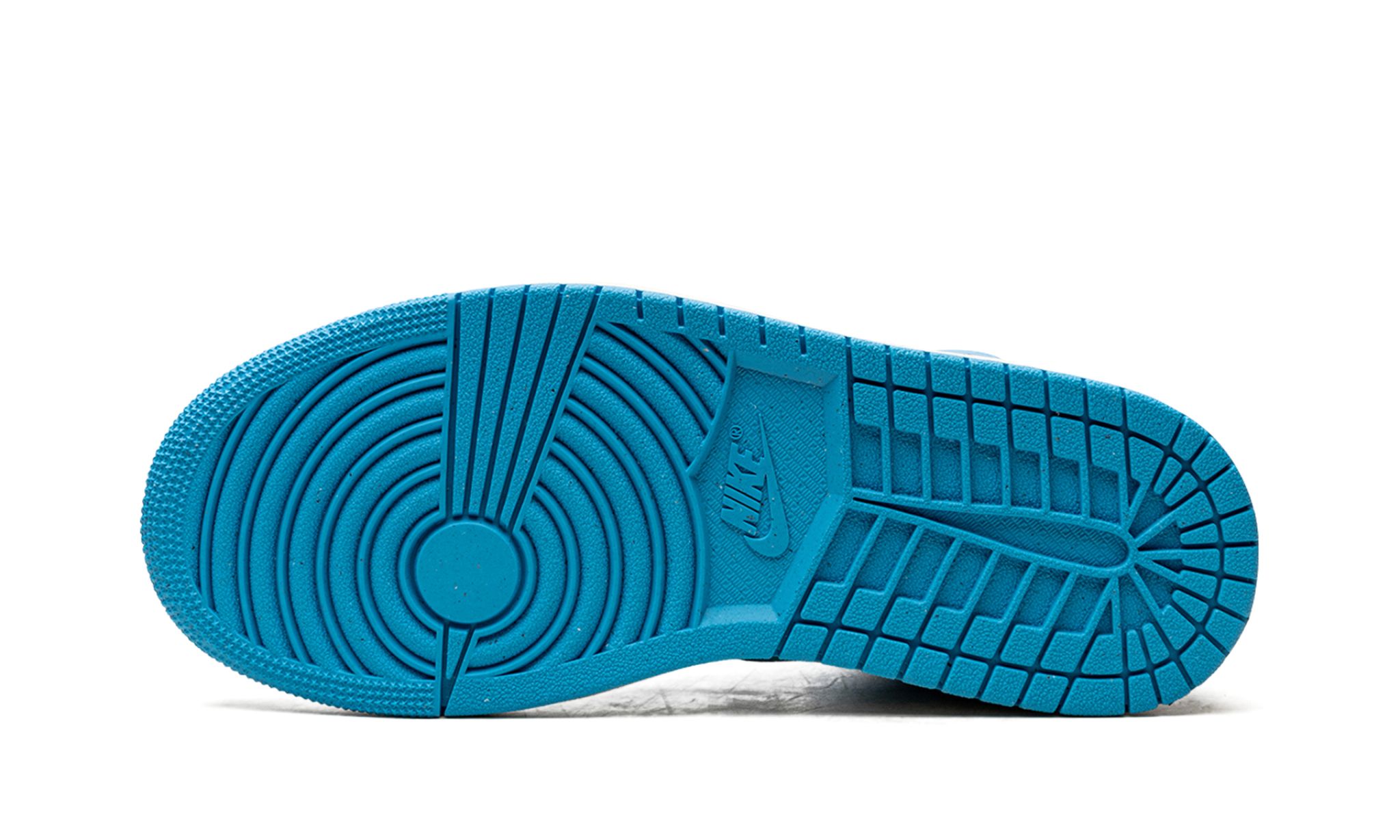 Air Jordan 1 Mid SE Ice Blue (W)