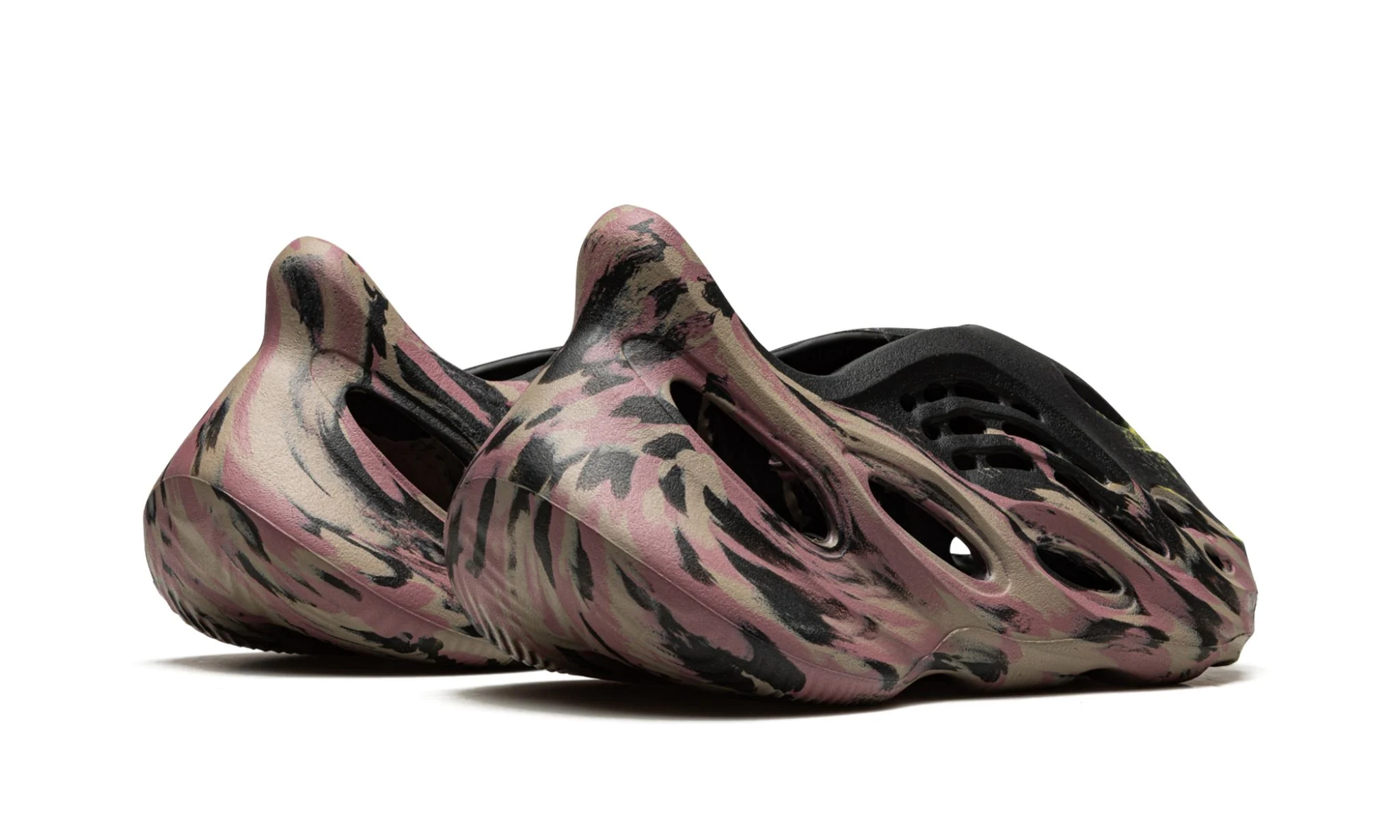 Yeezy Foam RNR MX Carbon