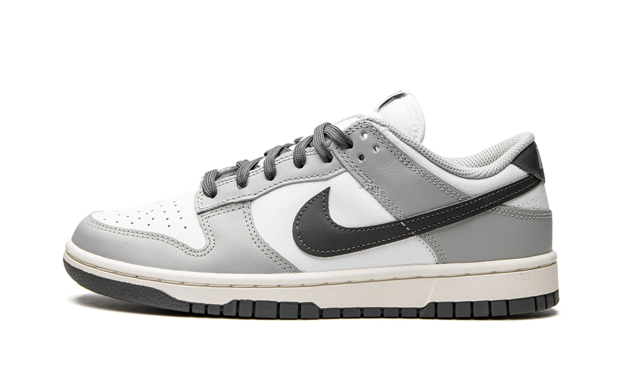 Nike Dunk Low Light Smoke Grey (W) *OSTATNI ROZMIAR*