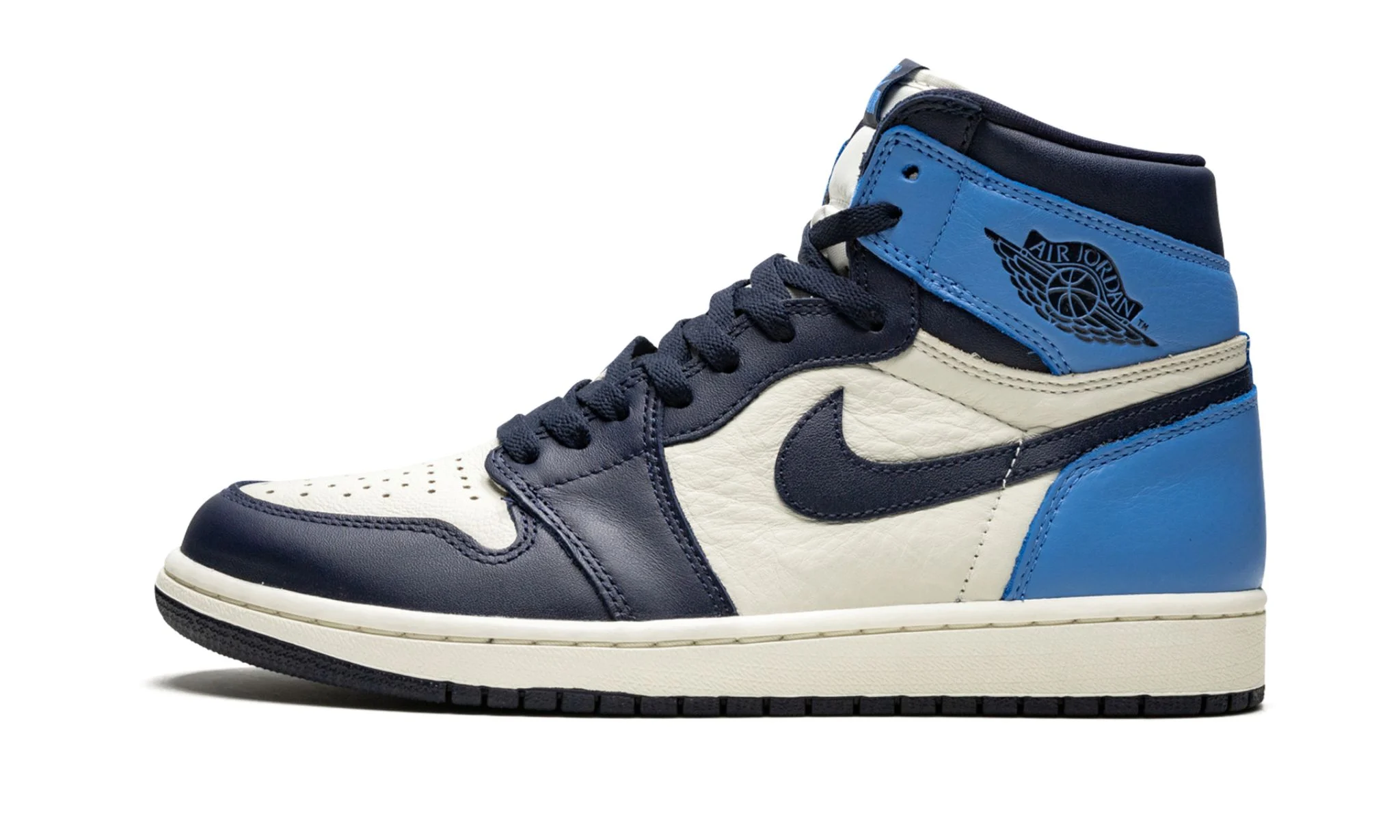 Air Jordan 1 Retro High Obsidian UNC