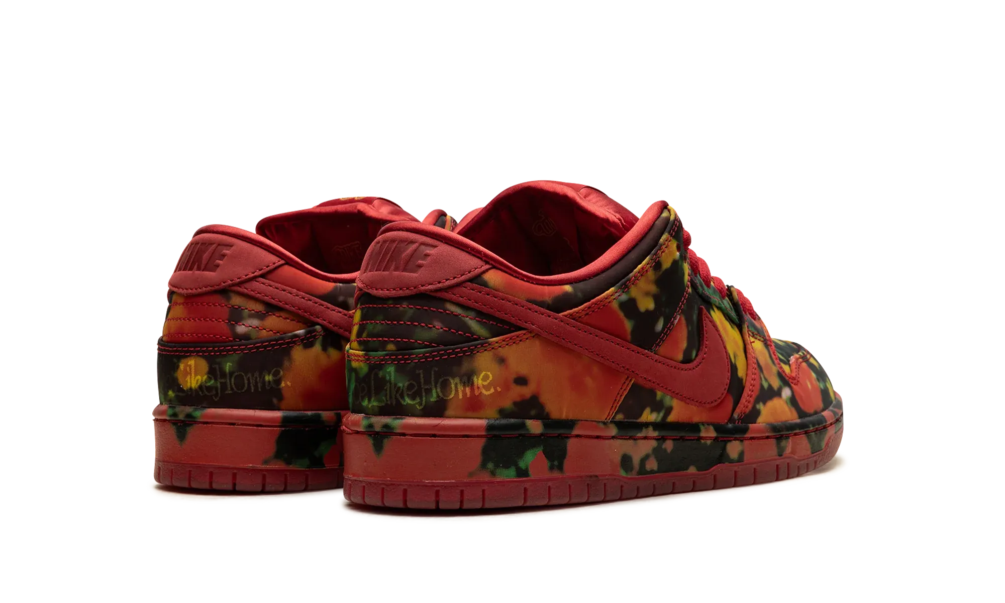 Nike SB Dunk Low The Wizard of Oz Poppy Field