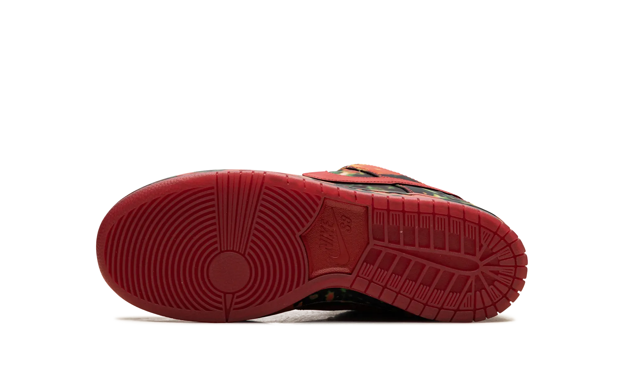 Nike SB Dunk Low The Wizard of Oz Poppy Field