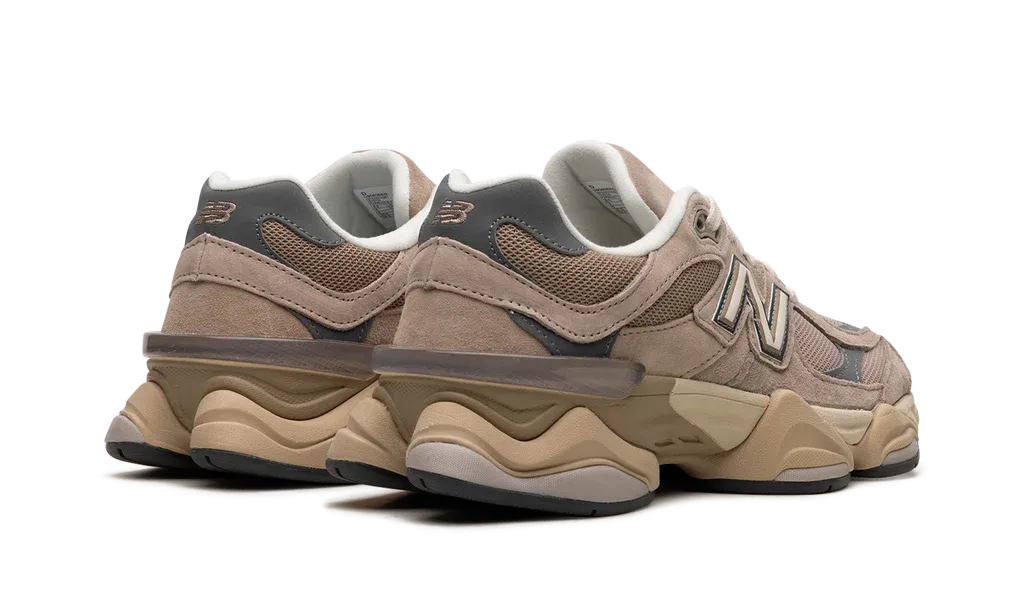 New Balance 9060 Driftwood Castlerock