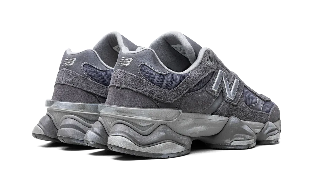 New Balance 9060 Magnet