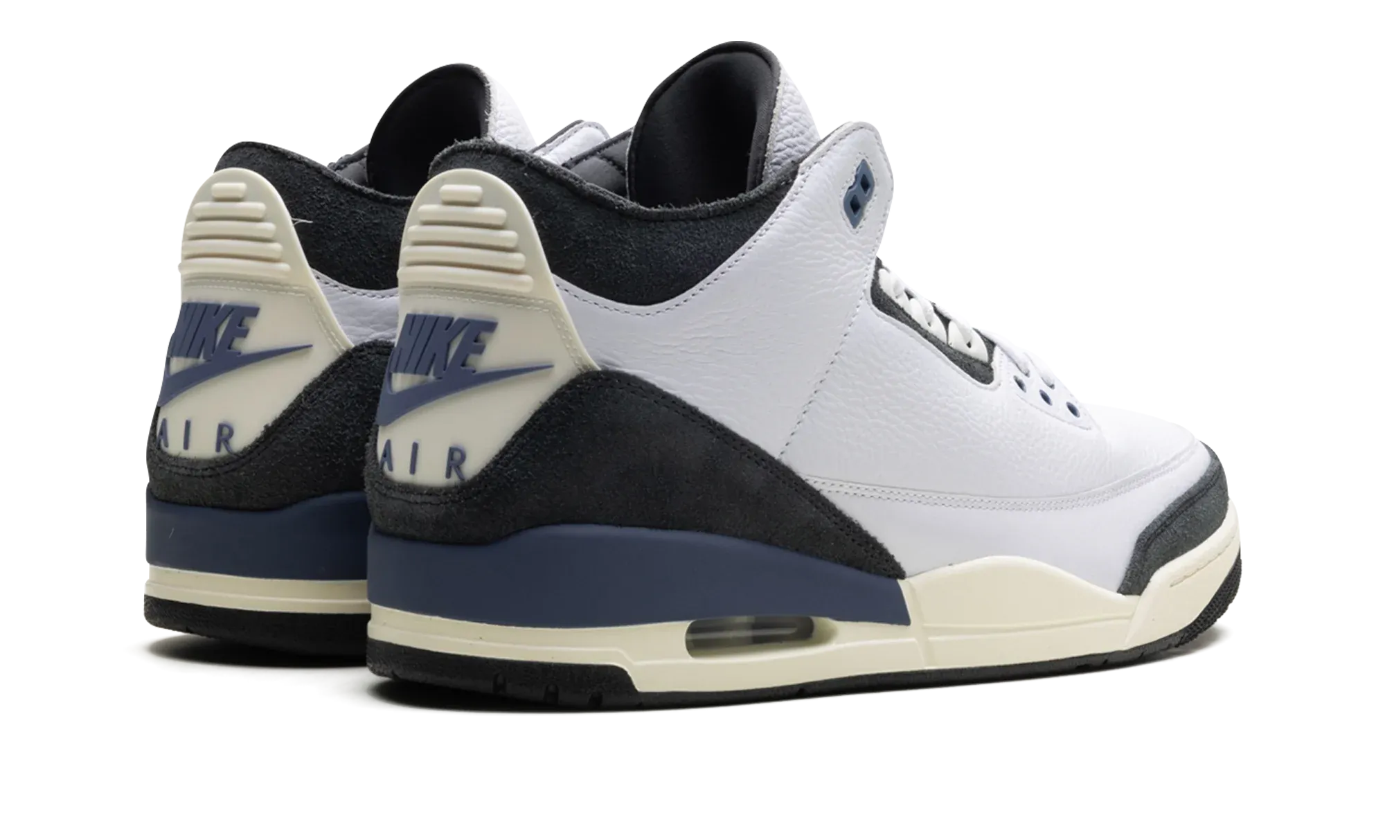 Air Jordan 3 Retro OG SP A Ma Maniére Diffused Blue