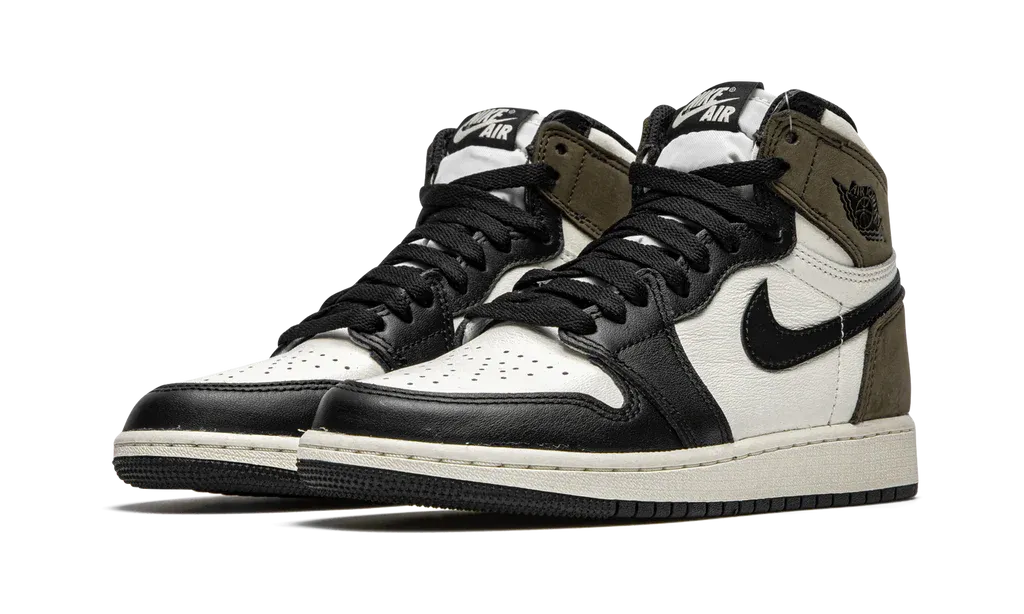 Air Jordan 1 Retro High Dark Mocha (GS) *OSTATNI ROZMIAR*