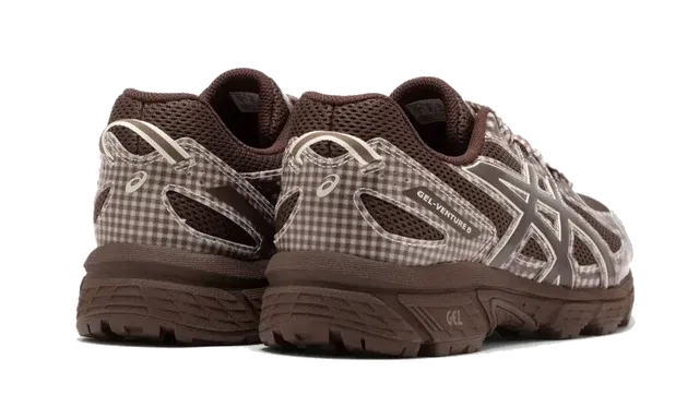 ASICS Gel-Venture 6 Story mfg. Reddish Brown Gingham