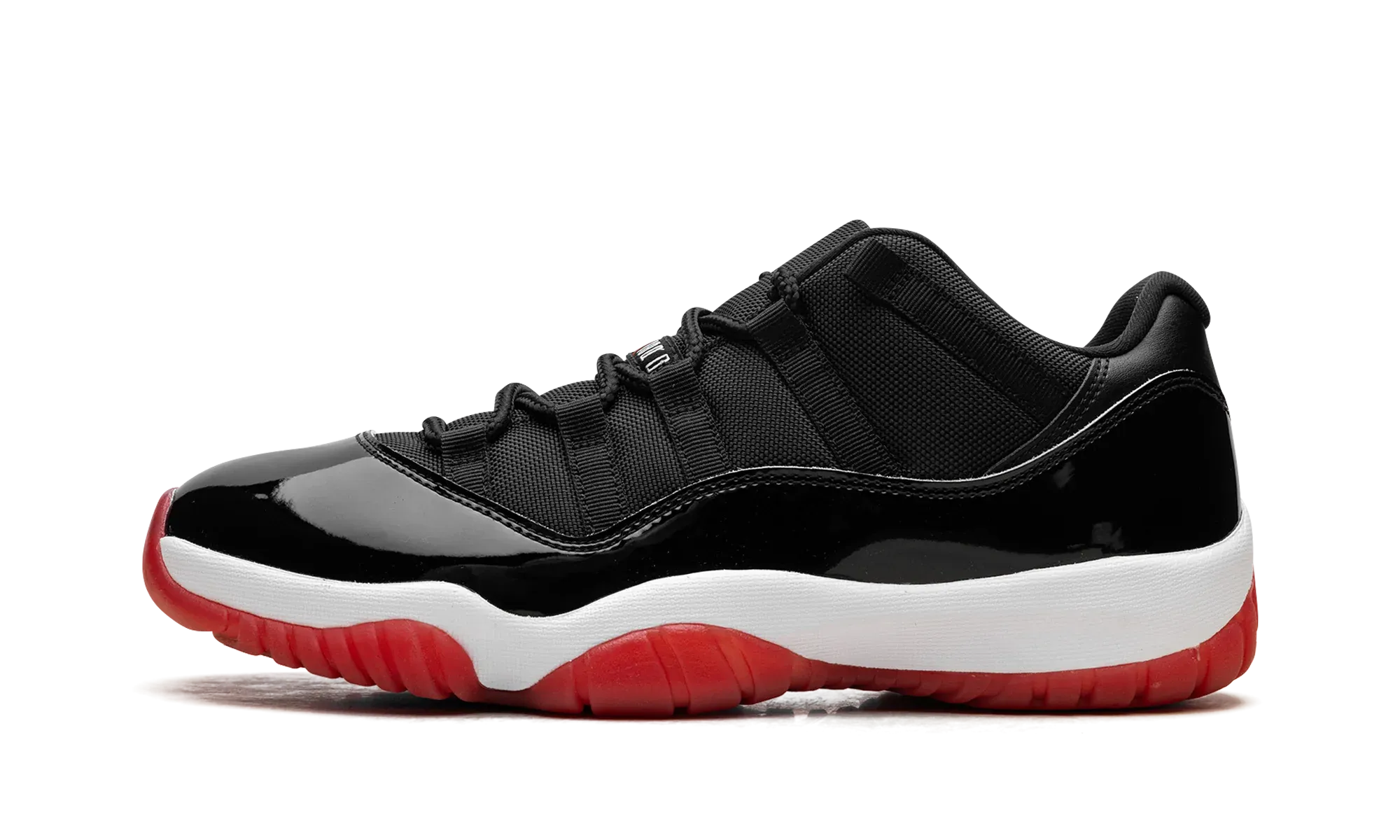 Air Jordan 11 Retro Low Bred (2025)