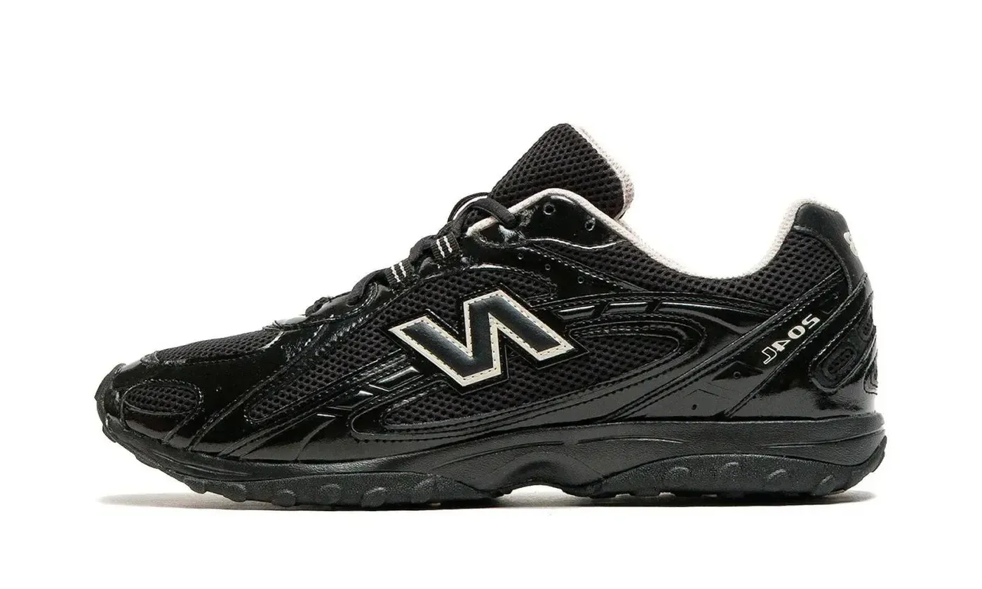New Balance 204L Black Timberwolf