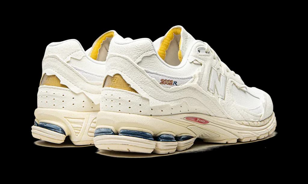 New Balance 2002R Protection Pack Sea Salt | OVERCEZ