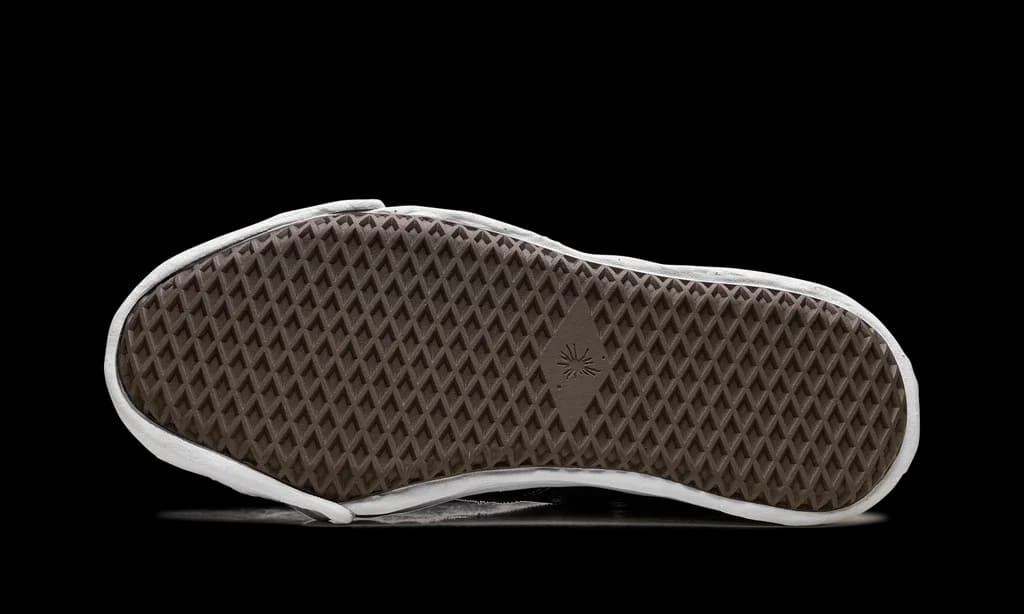 Maison Mihara Yasuhiro Hank OG Sole Canvas Low Black | OVERCEZ
