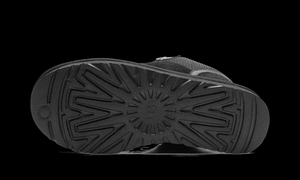 UGG Lowmel Black (W) | OVERCEZ