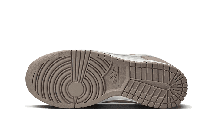 Nike Dunk Low Bone Beige (W) | OVERCEZ