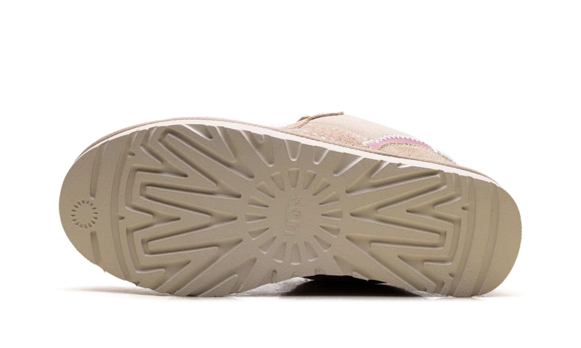 UGG Lowmel Meadow Sand Castle (W) | OVERCEZ