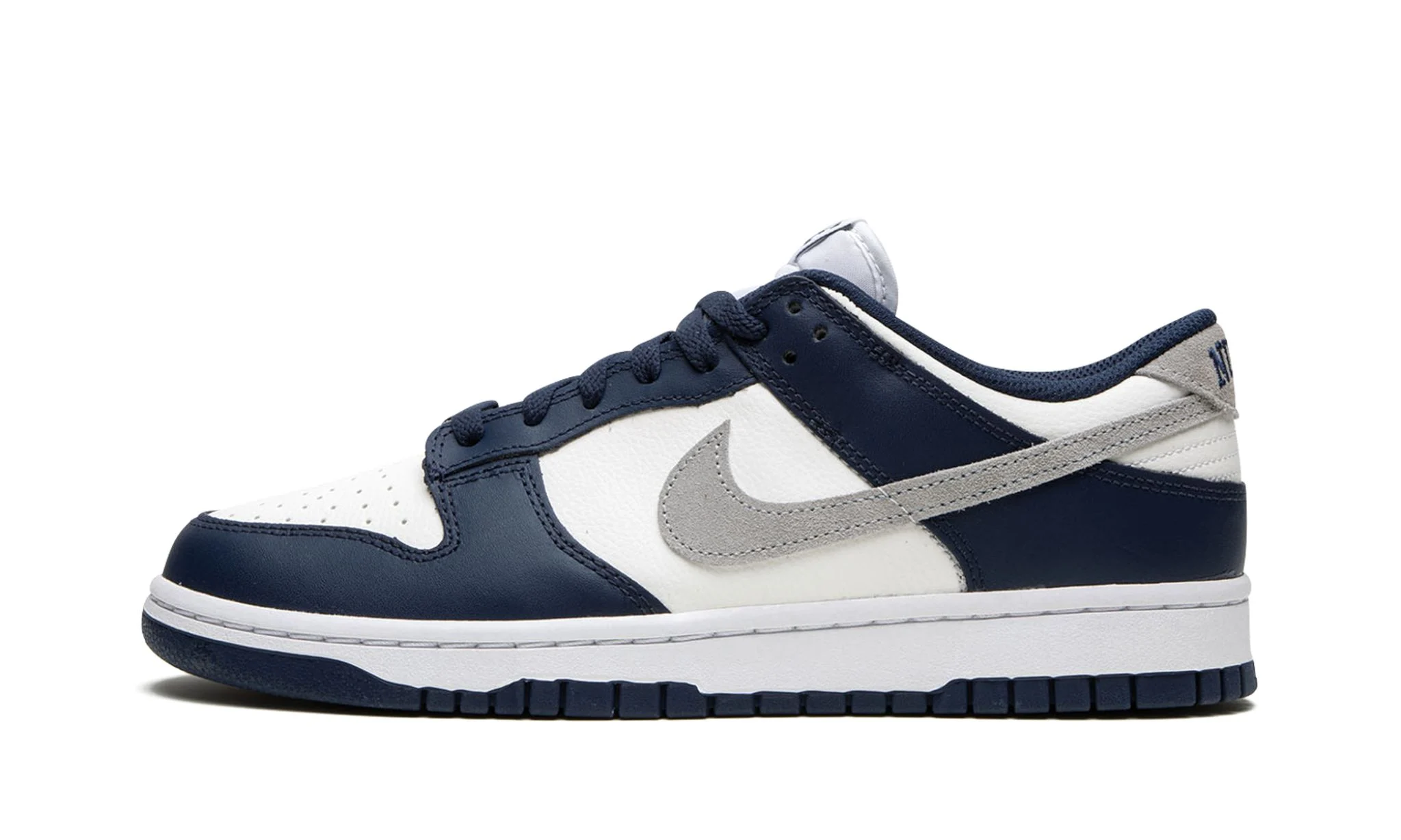 Nike Dunk Low Summit White Midnight Navy