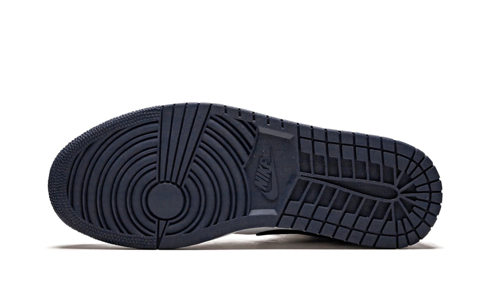 Air Jordan 1 Mid Obsidian | OVERCEZ