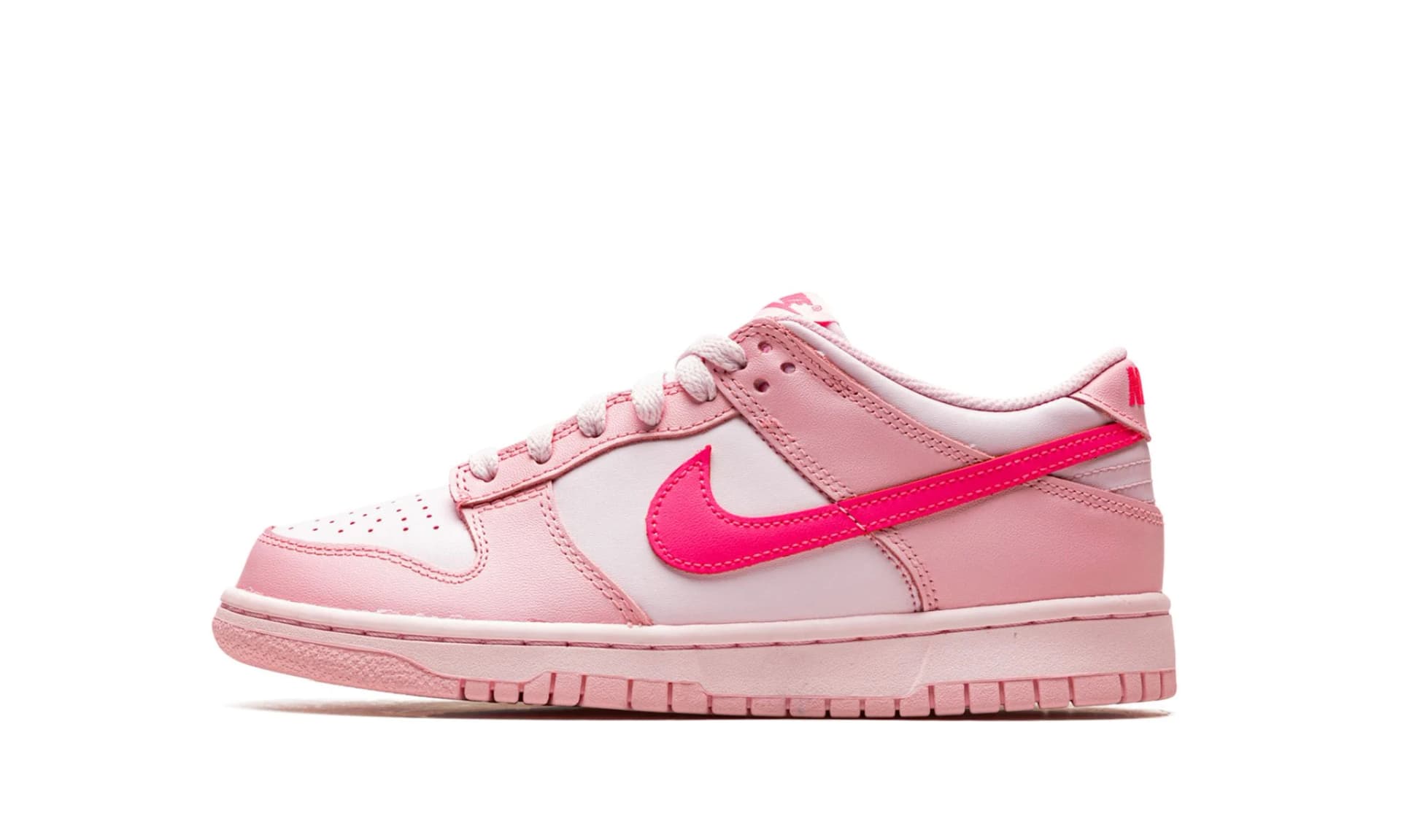 Nike Dunk Low Triple Pink (GS) | OVERCEZ
