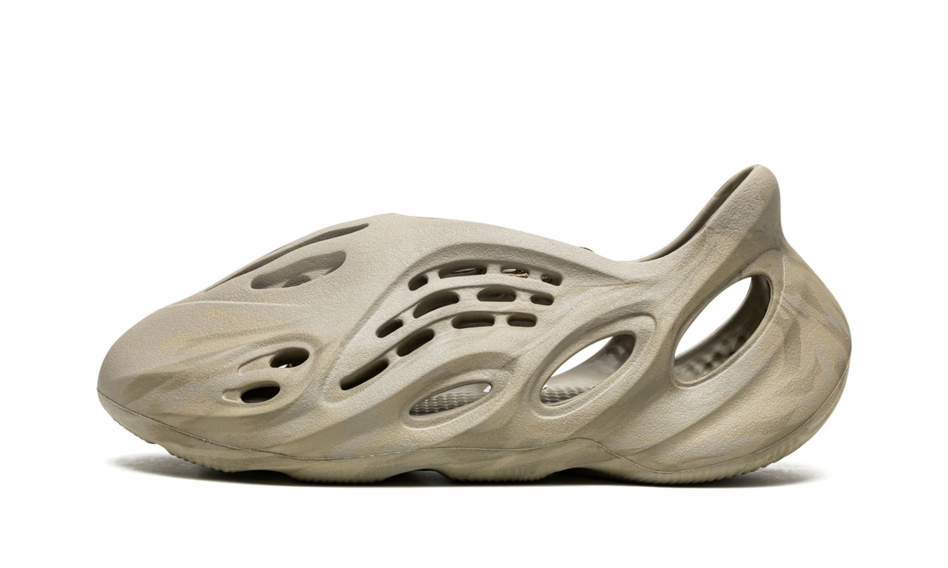 Yeezy Foam RNNR Stone Sage | OVERCEZ