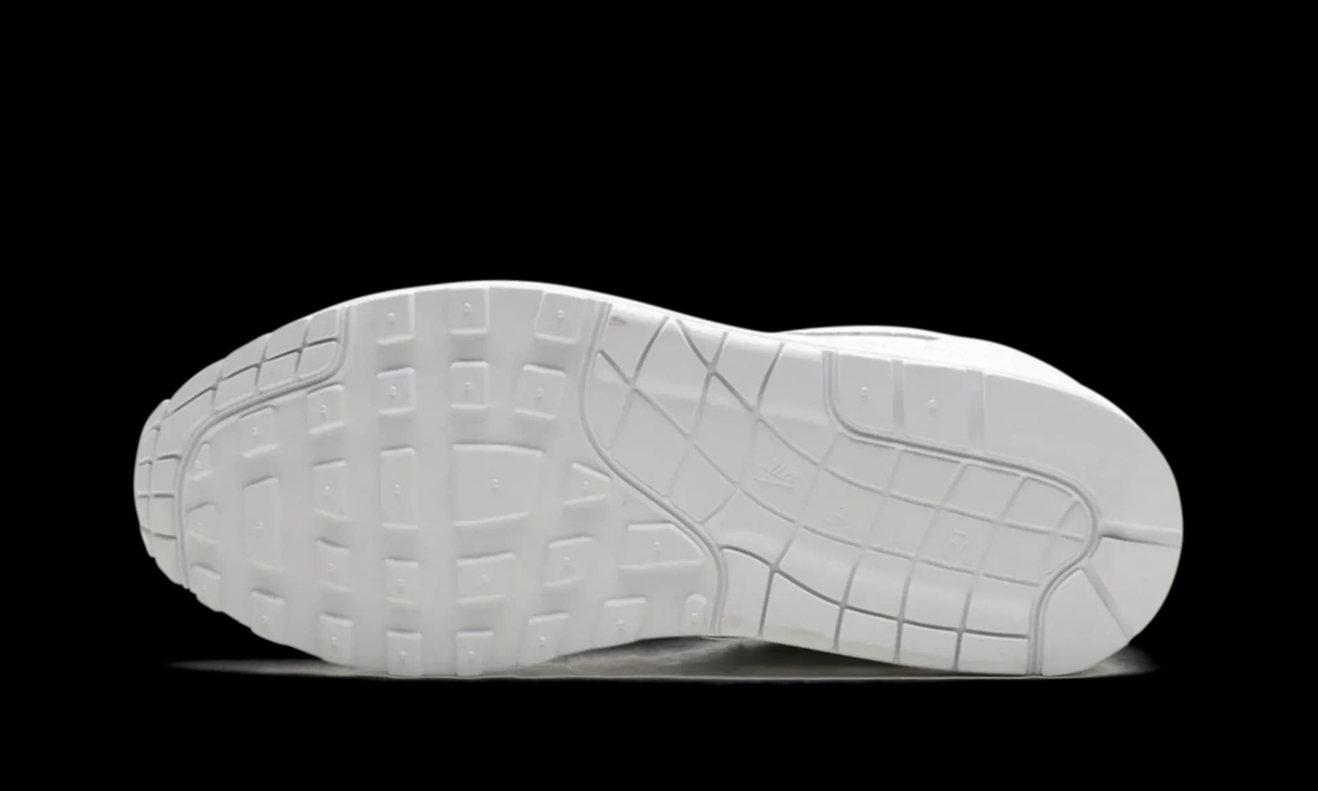 Nike Air Max 1 '87 SP Supreme Triple White | OVERCEZ