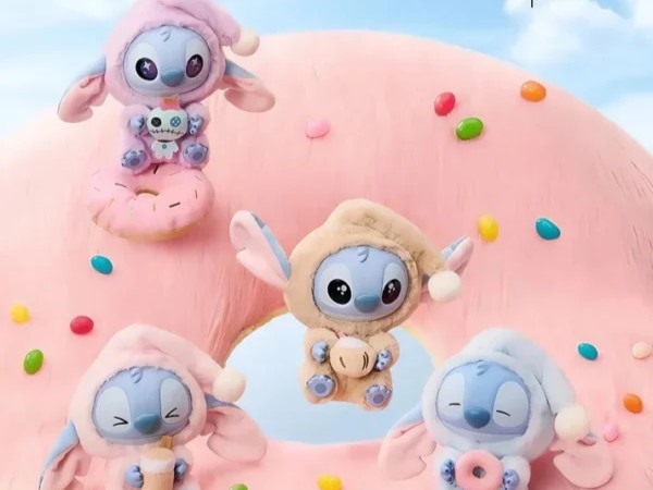 Miniso Top Toy Disney Stitch Eating Something Before Sleep Plush Keychain Single Blind Box