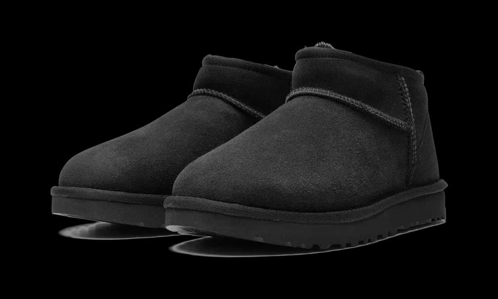 UGG Classic Ultra Mini Boot Black (W) | OVERCEZ