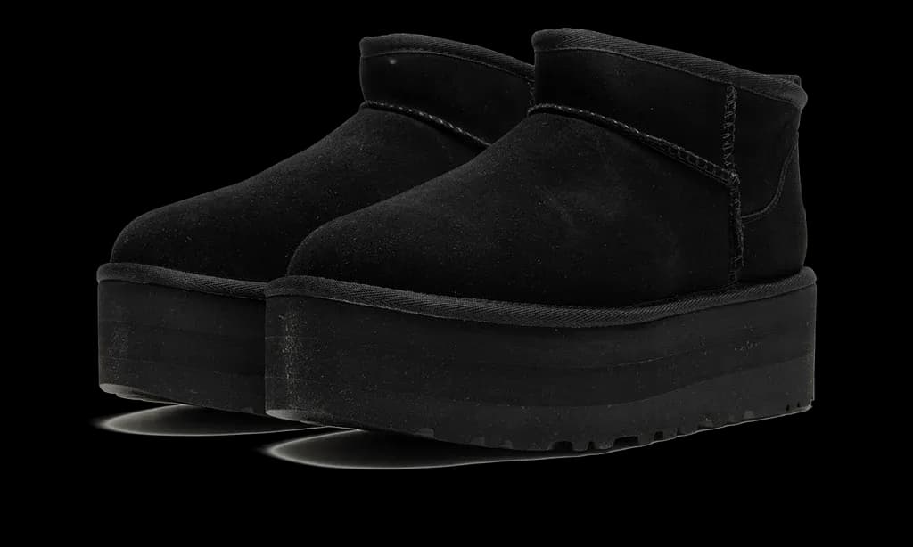 UGG Classic Ultra Mini Platform Boot Black (W) | OVERCEZ