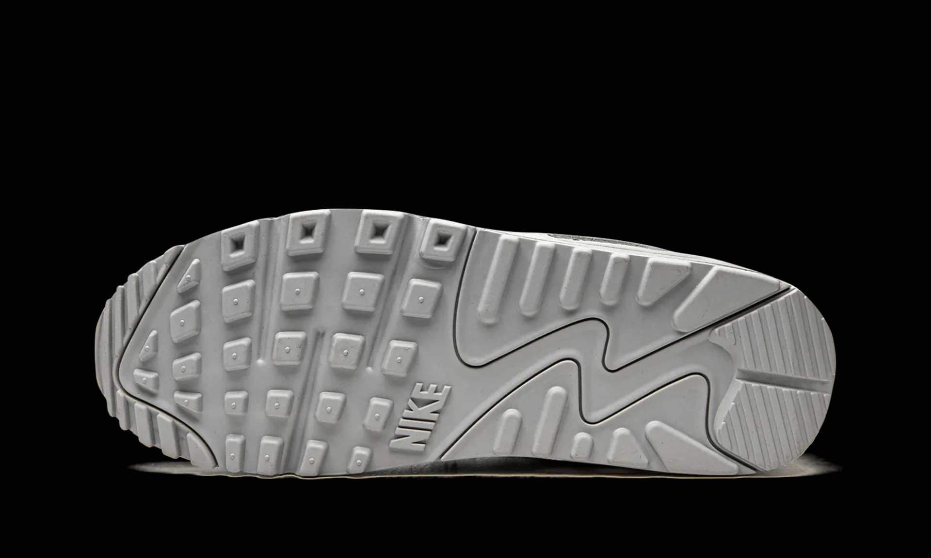 Nike Air Max 90 Recraft Wolf Grey | OVERCEZ